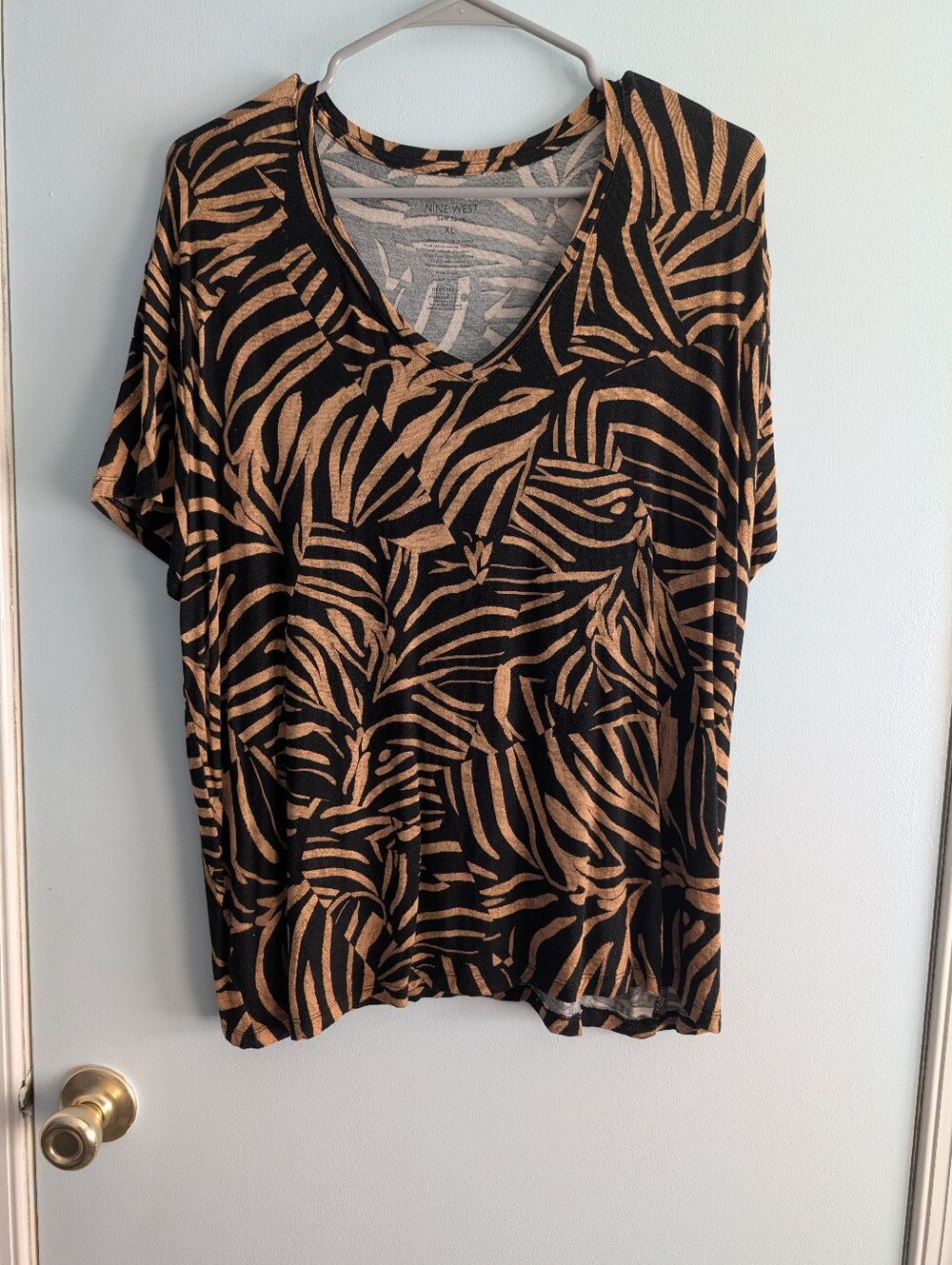 Nine West Black and Tan Zebra-Print V-Neck Top